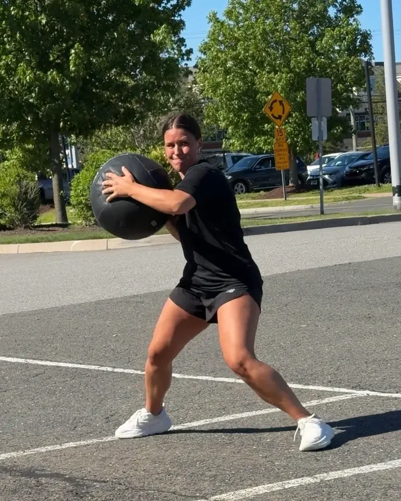 College athlete training explosive power